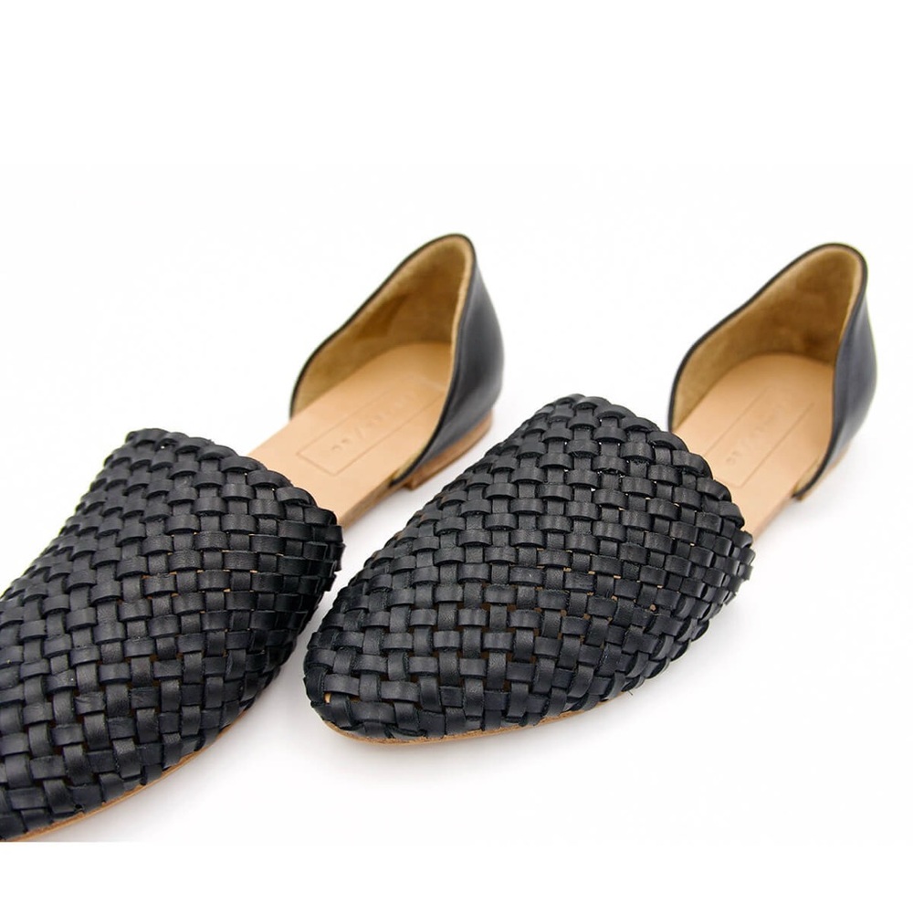 EITHER \ OR Leather black flats with dust bag